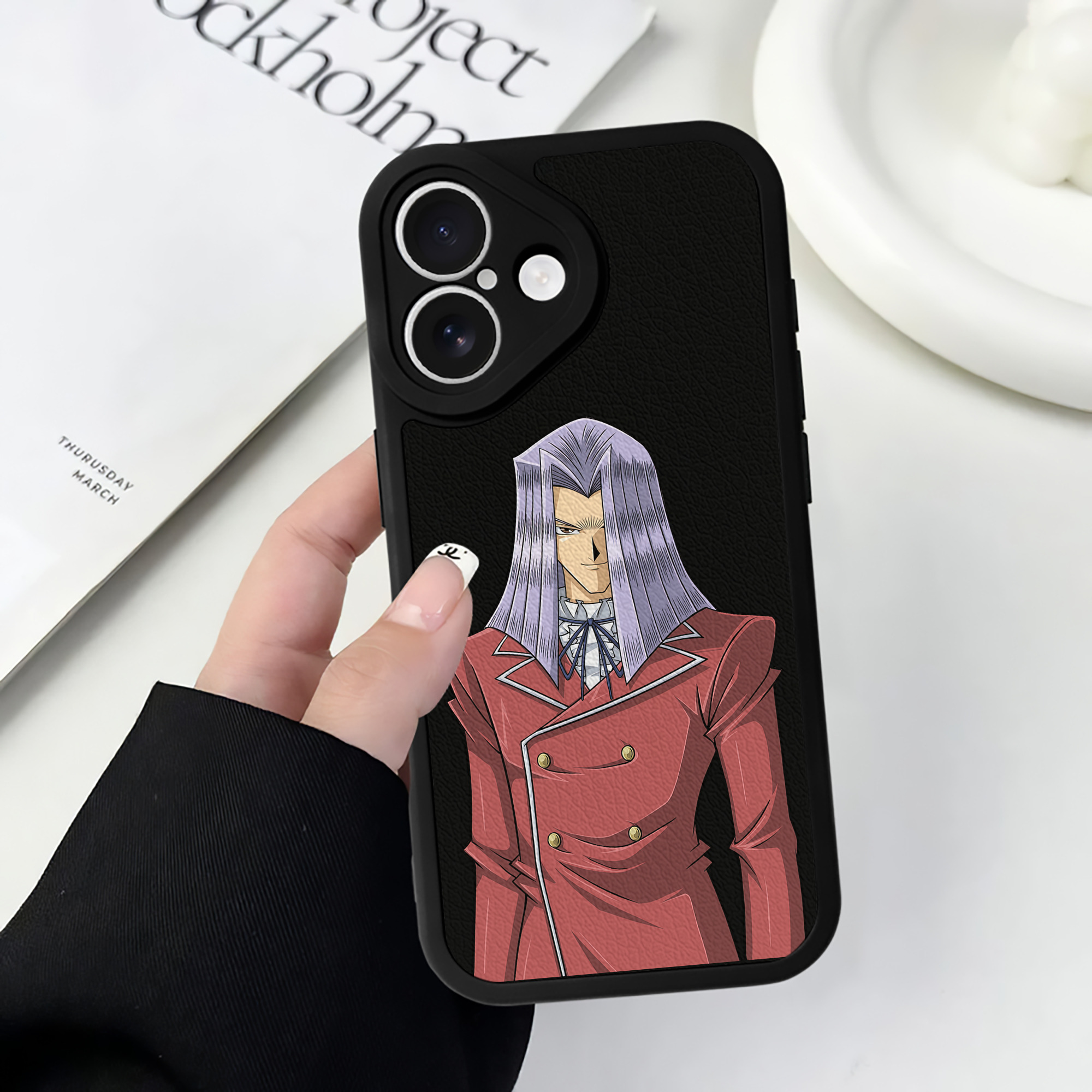 遊☆戯☆王 Yu-Gi-Oh! 【iPhone 16シリーズ対応】シリコンスマホケース（レザー調） 材質：シリコン